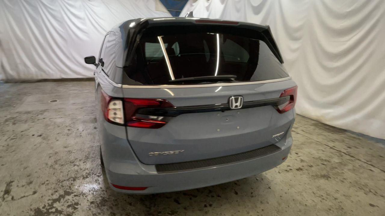 2023 Honda Odyssey Sport - Sonic Gray Pearl exterior view 7