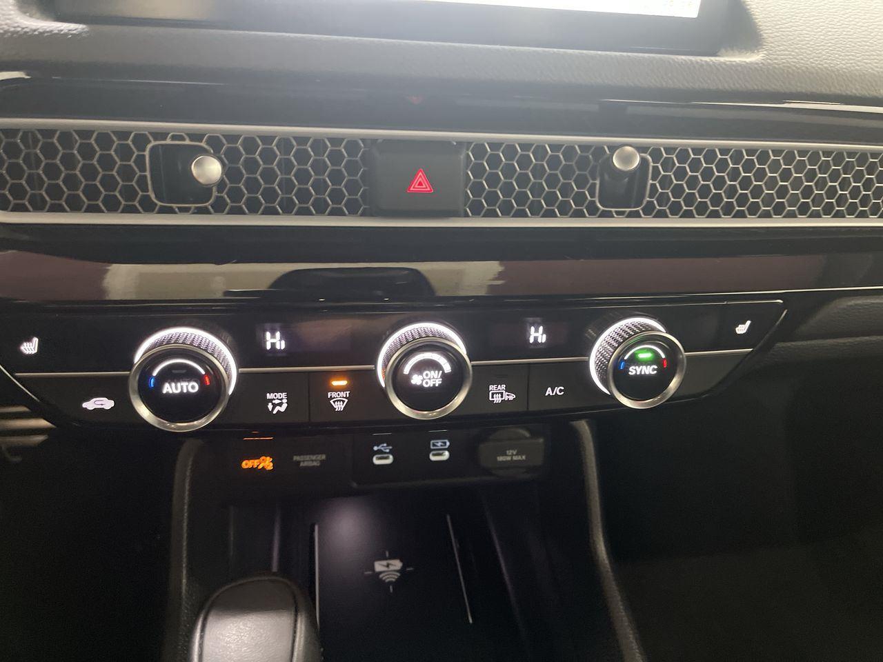 2025 Honda Civic Hatchback Hybrid Sport Touring - Platinum White Pearl exterior view 19