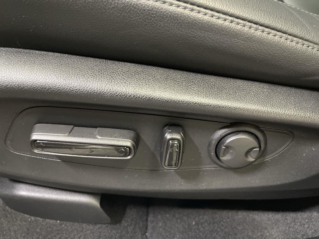 2025 Honda CR-V EX-L - Platinum White Pearl exterior view 12