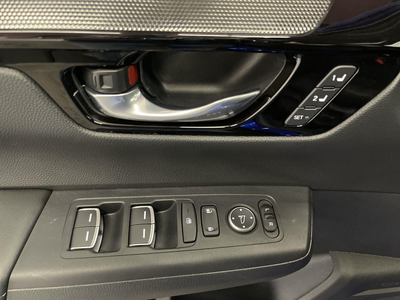 2025 Honda CR-V EX-L - Still Night Pearl exterior view 13