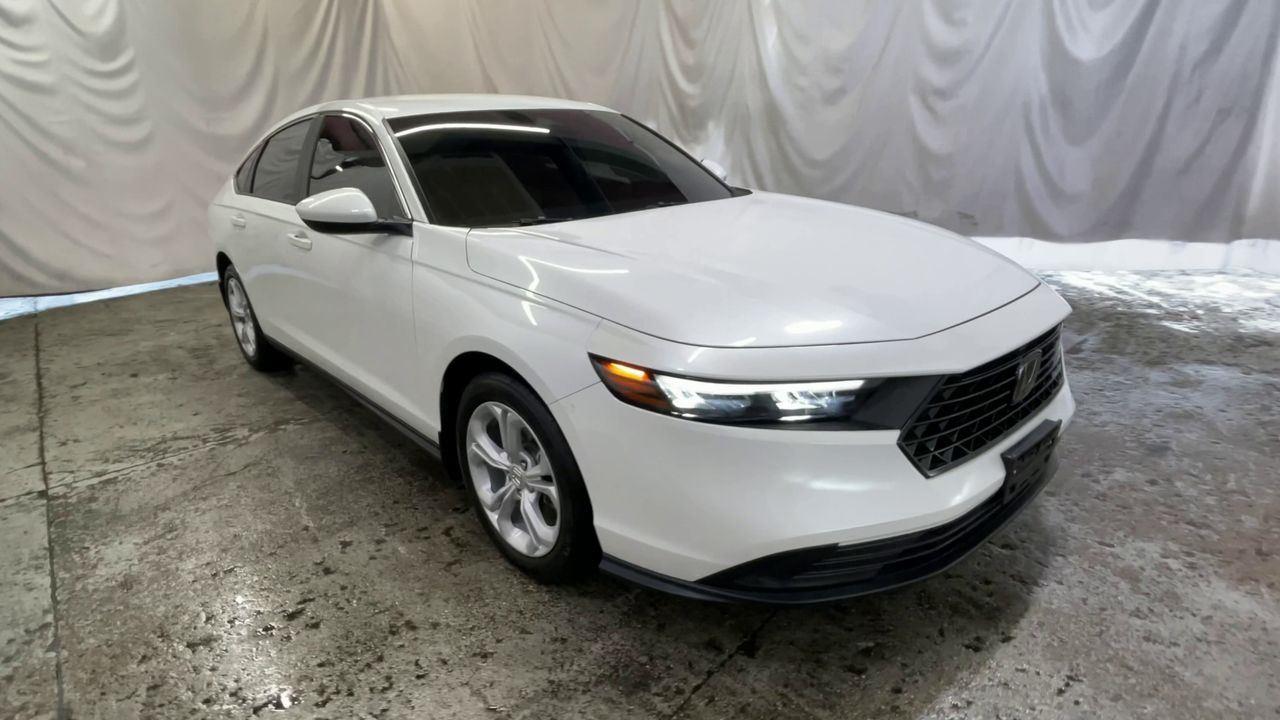 2025 Honda Accord Sedan LX - Platinum White Pearl exterior view 2