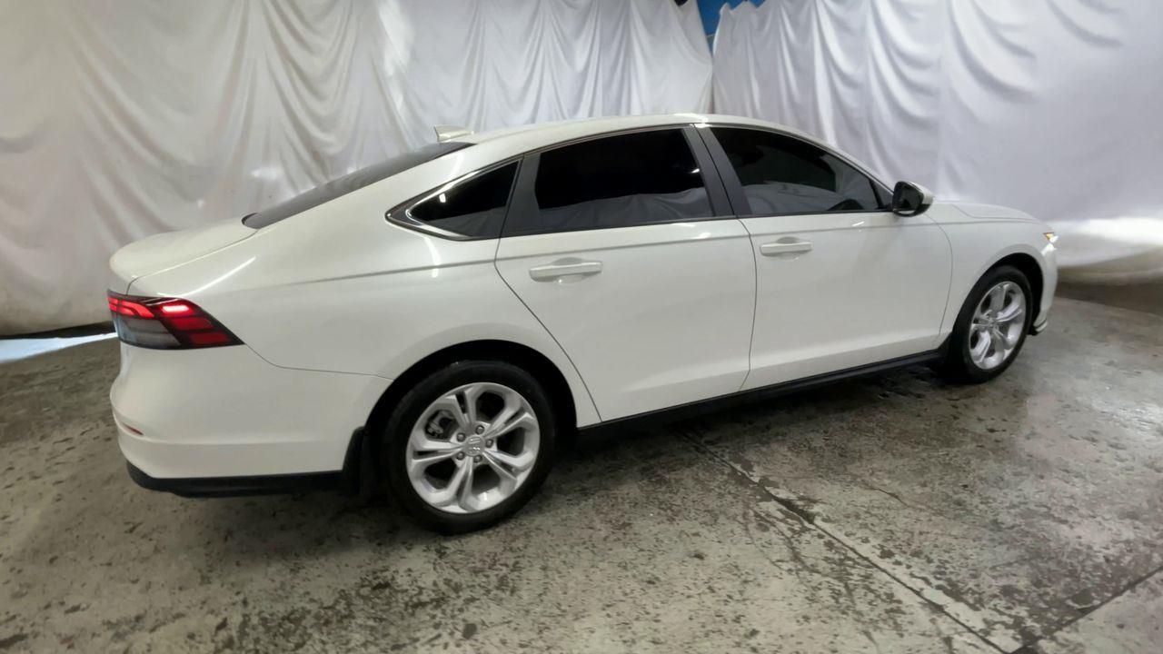 2025 Honda Accord Sedan LX - Platinum White Pearl exterior view 8