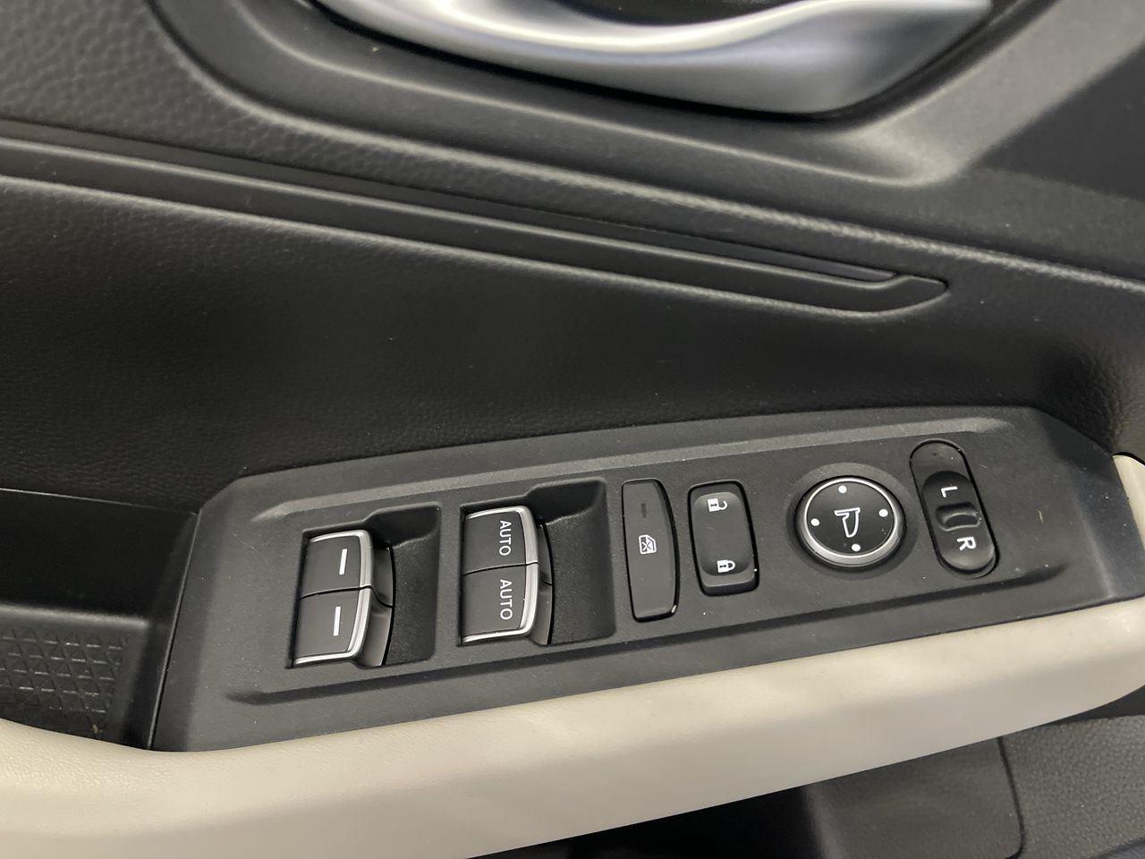 2025 Honda Accord Sedan LX - Platinum White Pearl exterior view 12