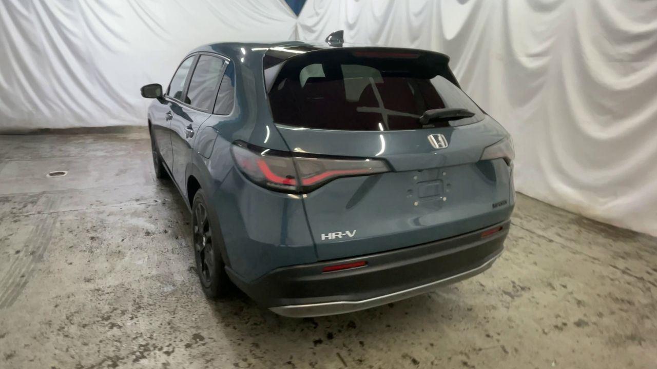 2025 Honda HR-V Sport - Nordic Forest Pearl exterior view 7