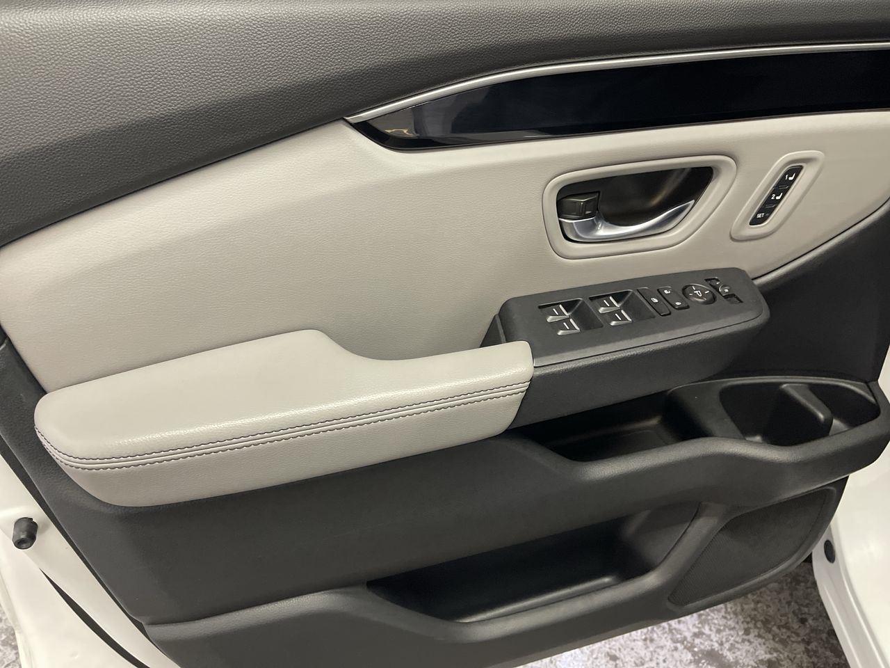2025 Honda Pilot EX-L - WHITE exterior view 13