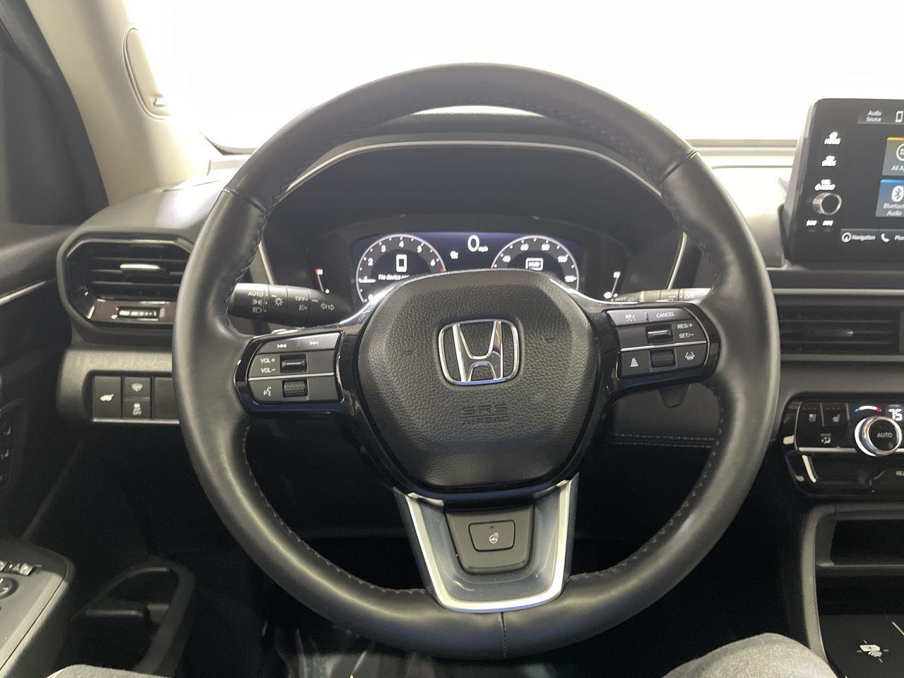 2025 Honda Pilot Elite - Modern Steel Metallic exterior view 14