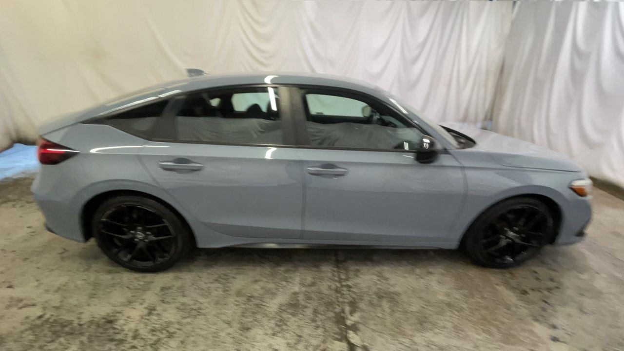2024 Honda Civic Hatchback Sport - Sonic Gray Pearl exterior view 9