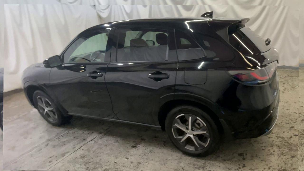 2024 Honda HR-V EX-L - Crystal Black Pearl exterior view 6