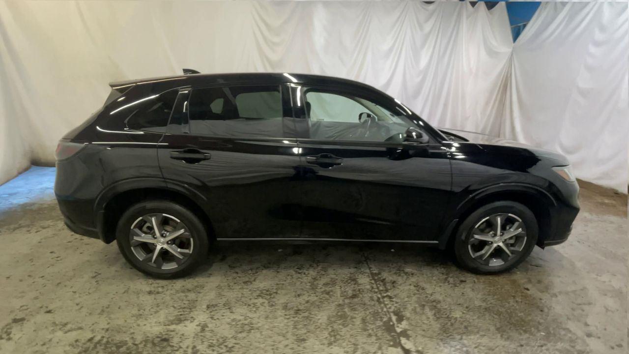 2024 Honda HR-V EX-L - Crystal Black Pearl exterior view 9