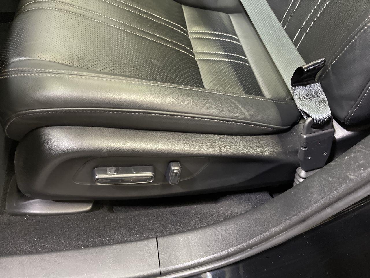 2024 Honda HR-V EX-L - Crystal Black Pearl exterior view 12