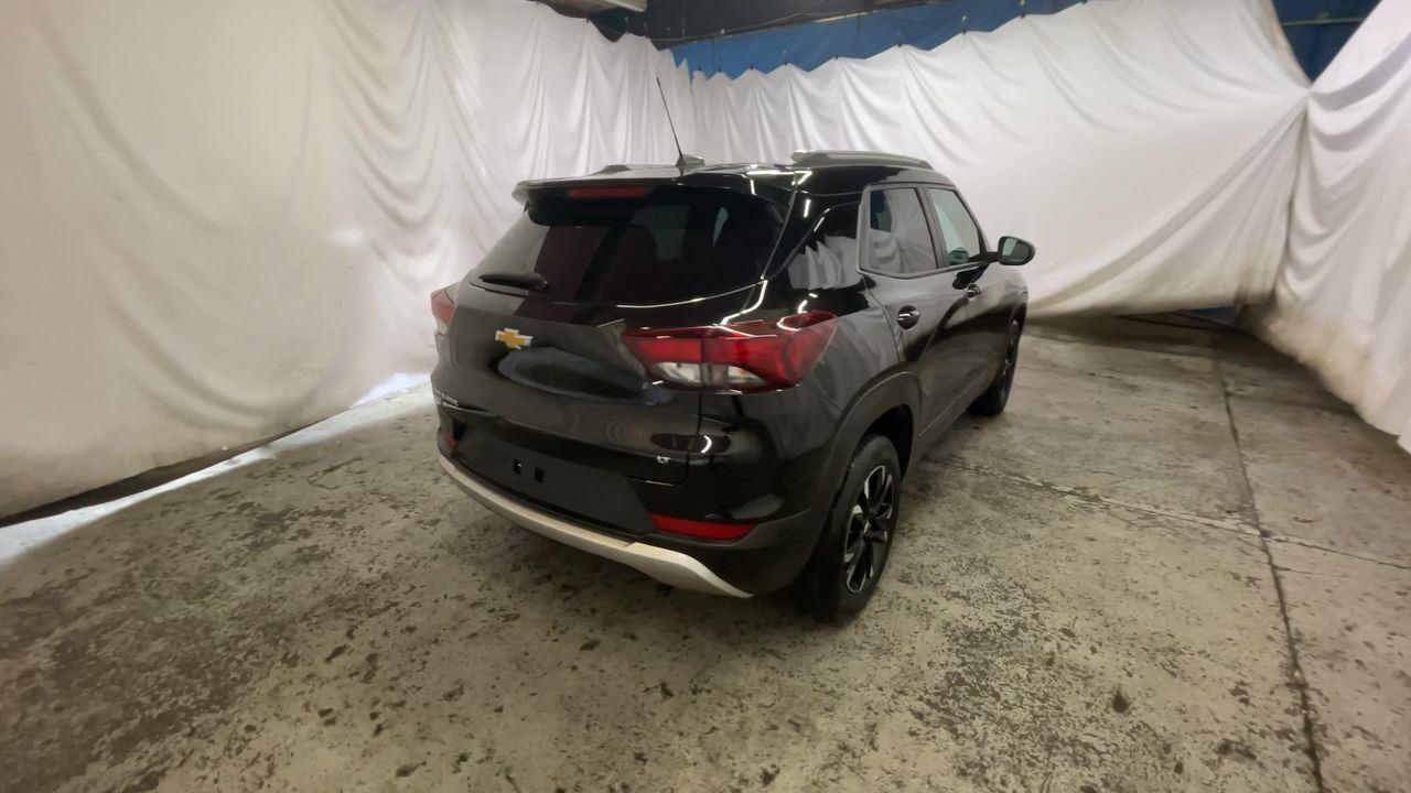 2023 Chevrolet Trailblazer LT - Mosaic Black Metallic exterior view 8