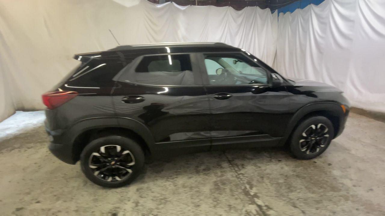 2023 Chevrolet Trailblazer LT - Mosaic Black Metallic exterior view 9