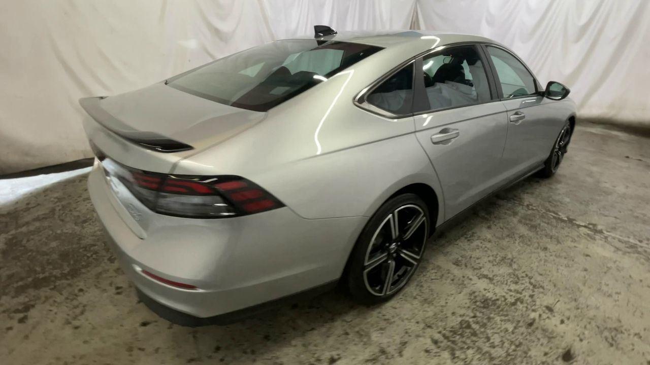 2025 Honda Accord Hybrid Sport - Solar Silver Metallic exterior view 8