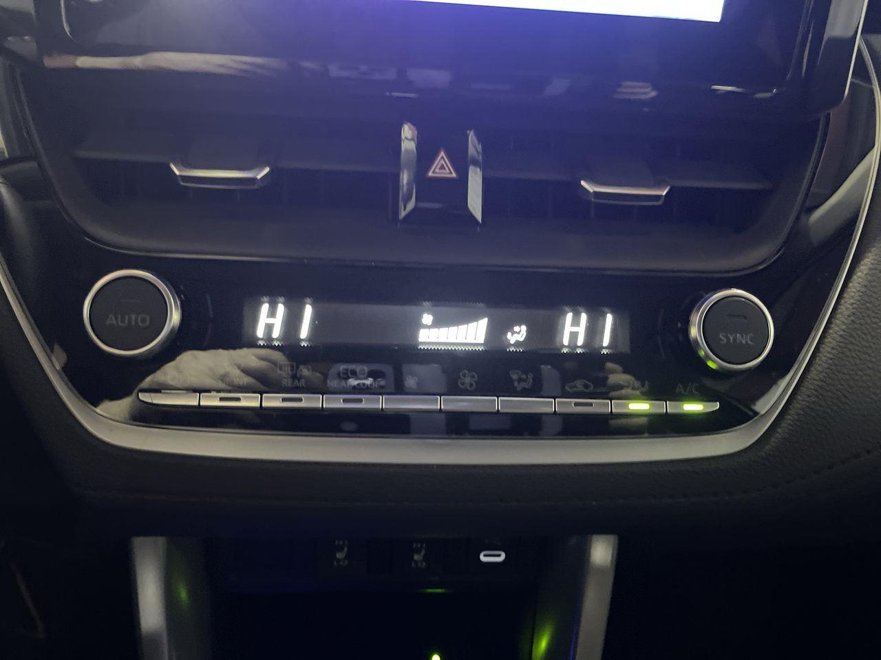 2024 Toyota Corolla Cross XLE - Jet Black exterior view 18