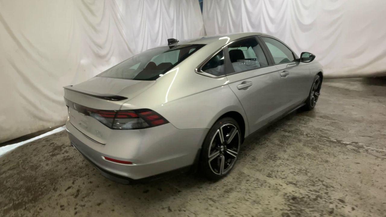 2024 Honda Accord Hybrid Sport - Solar Silver Metallic exterior view 8
