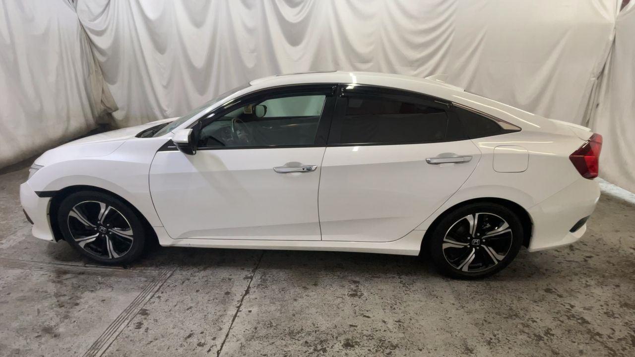 2018 HONDA CIVIC TOUR - WHITE exterior view 5