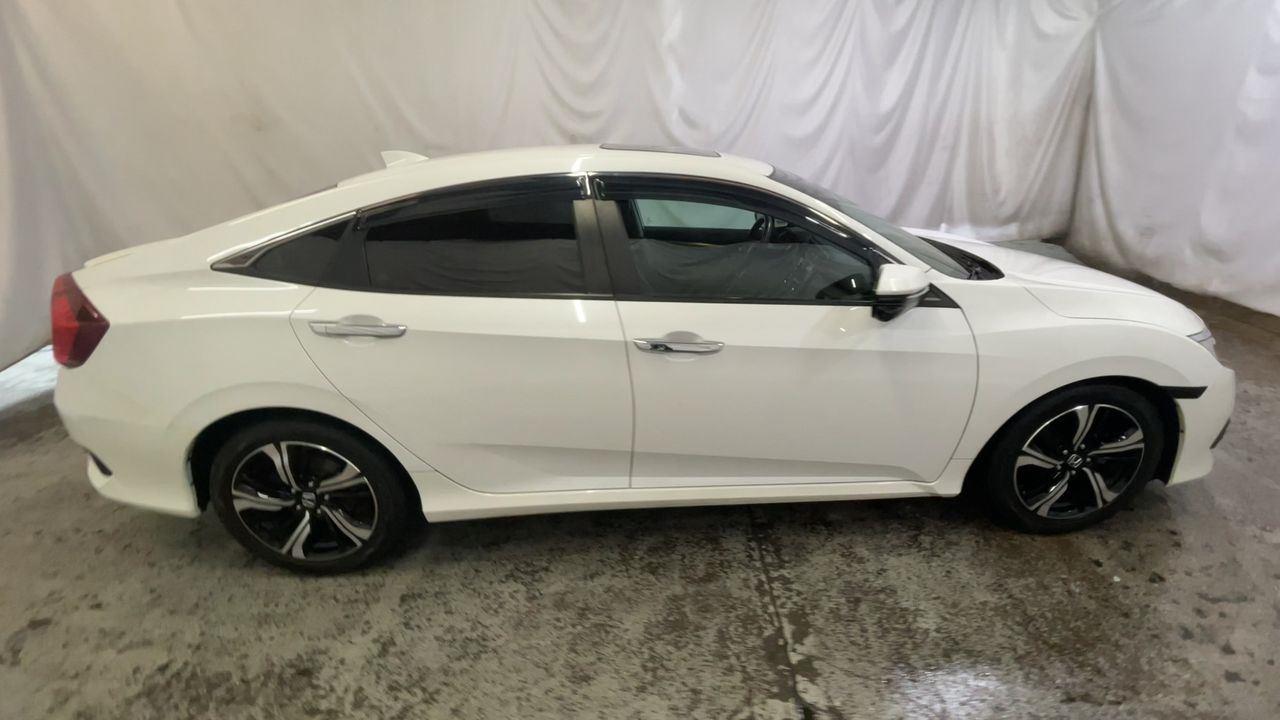 2018 HONDA CIVIC TOUR - WHITE exterior view 9