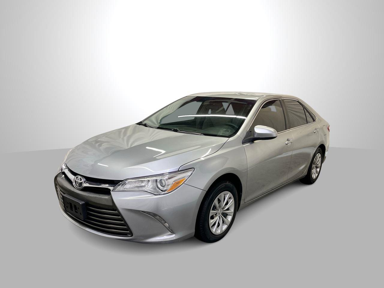 2015 Toyota Camry LE Sedan Front-Wheel Drive Automatic