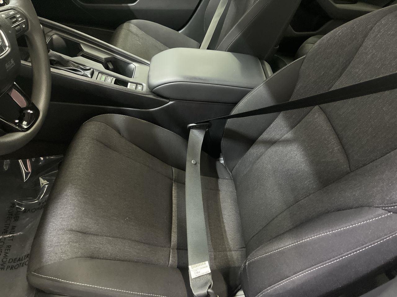 2025 Honda Accord Sedan SE - Platinum White Pearl exterior view 11