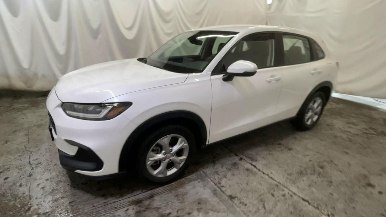 2023 Honda HR-V LX - Platinum White Pearl exterior view 4