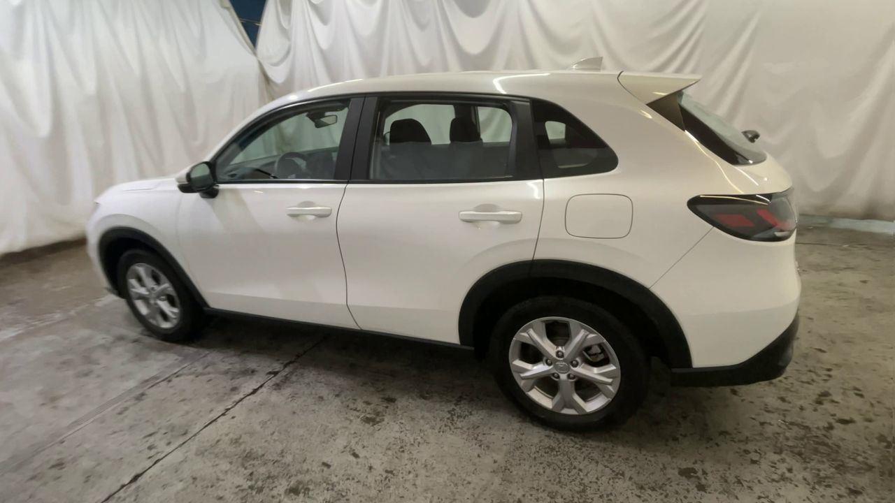 2023 Honda HR-V LX - Platinum White Pearl exterior view 6