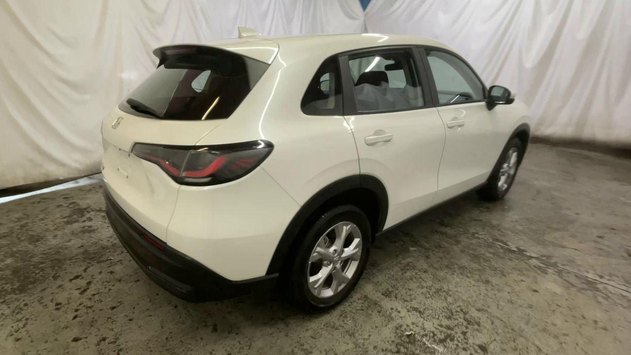 2023 Honda HR-V LX - Platinum White Pearl exterior view 8