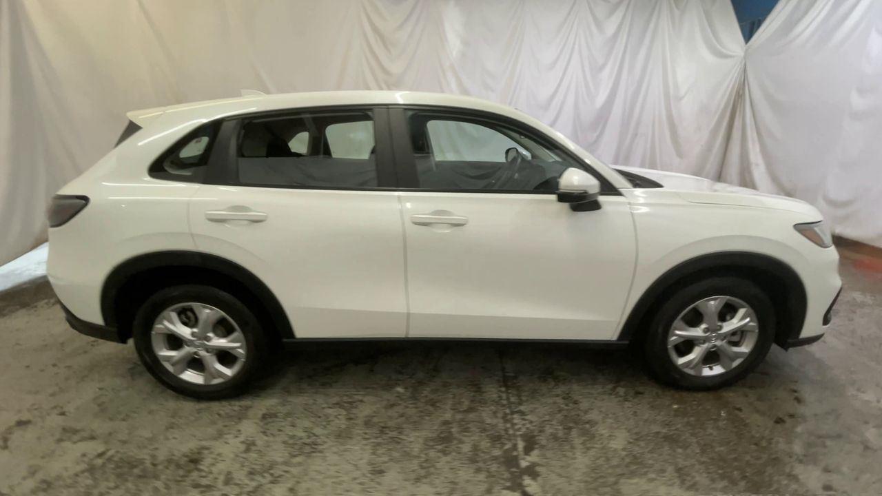 2023 Honda HR-V LX - Platinum White Pearl exterior view 9