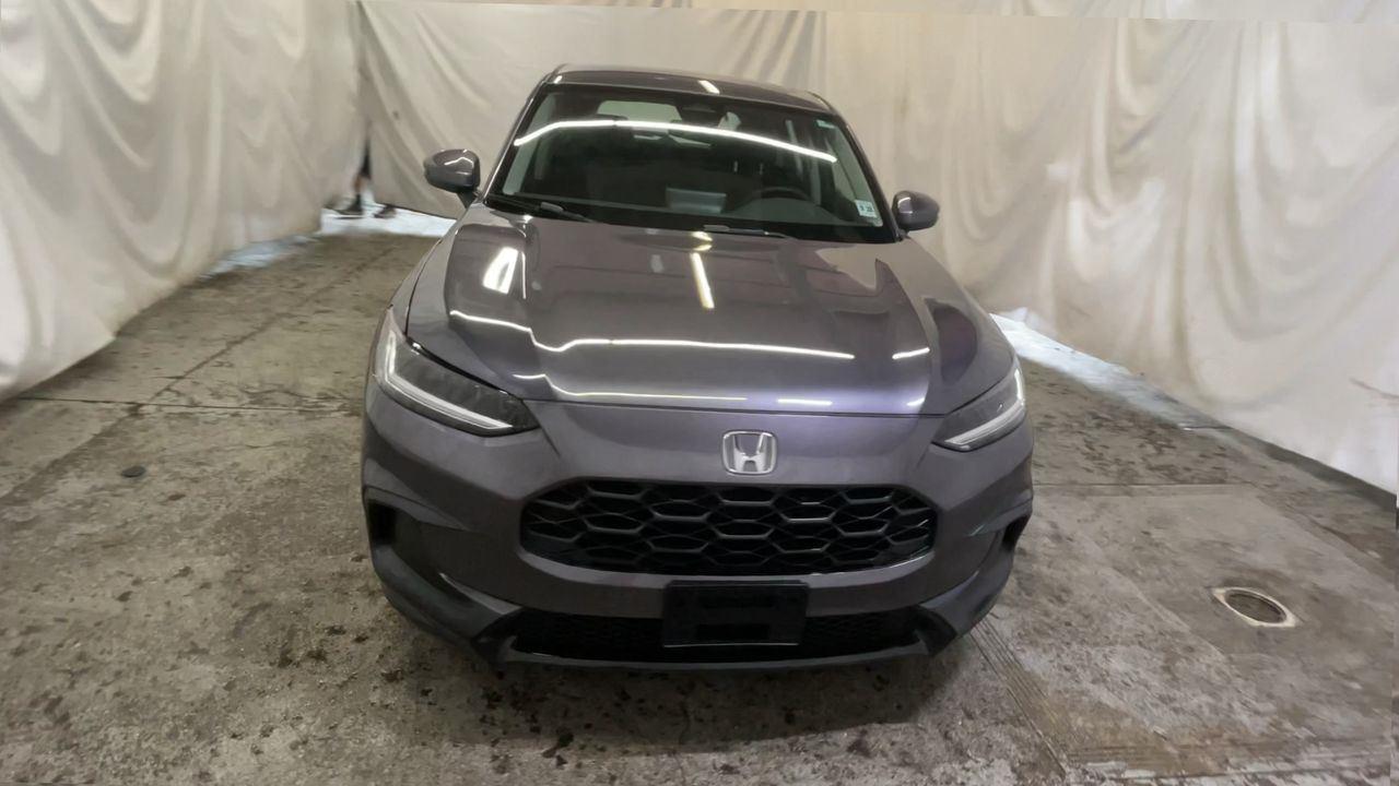 2024 Honda HR-V LX - Modern Steel Metallic exterior view 3