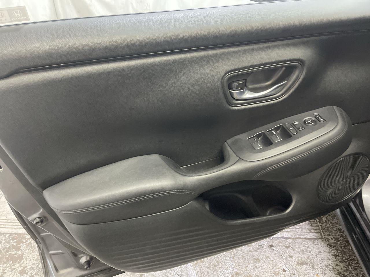 2024 Honda HR-V LX - Modern Steel Metallic exterior view 13