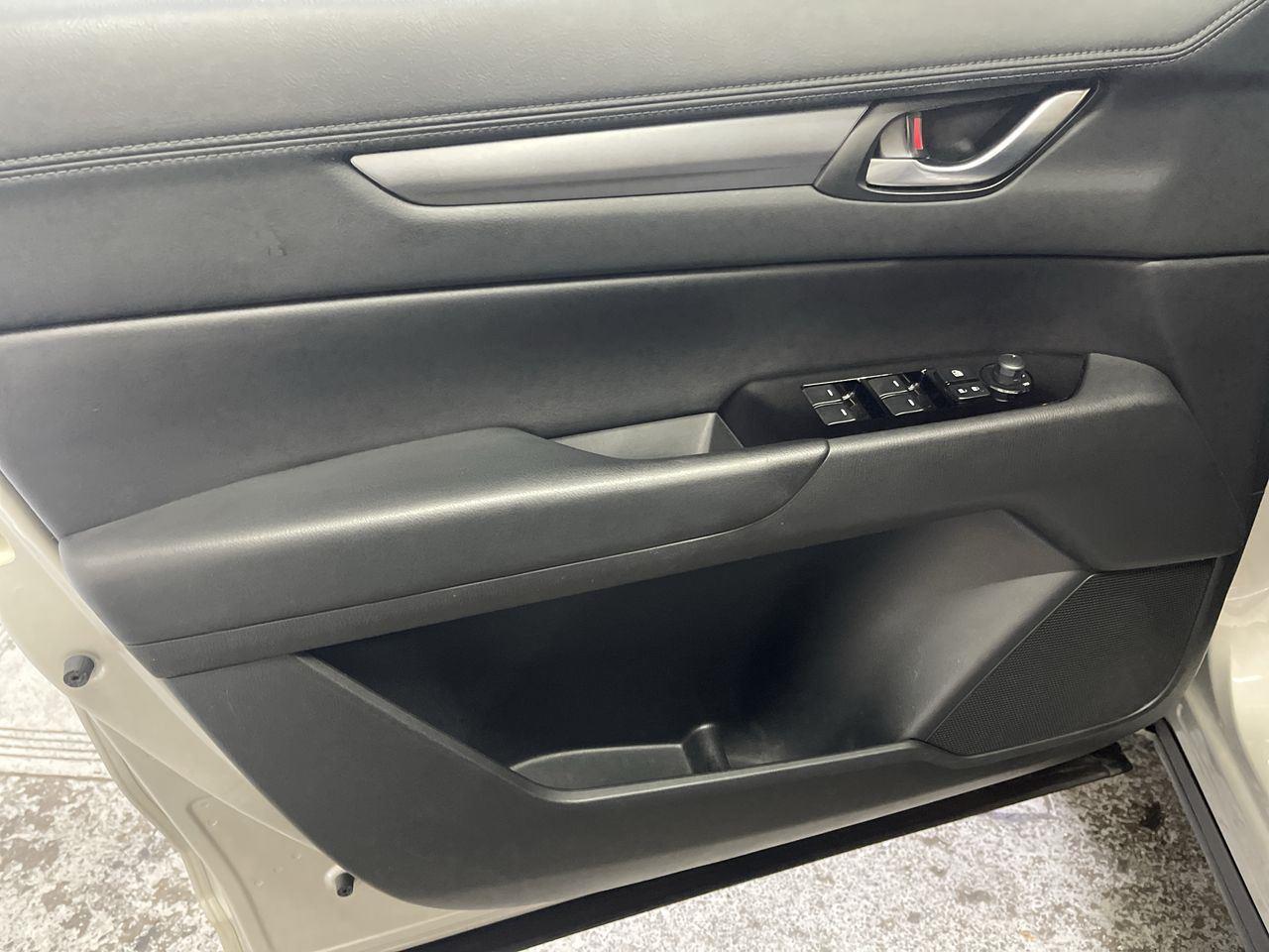 2025 Mazda CX-5 2.5 S Preferred Package - Platinum Quartz Metallic exterior view 13