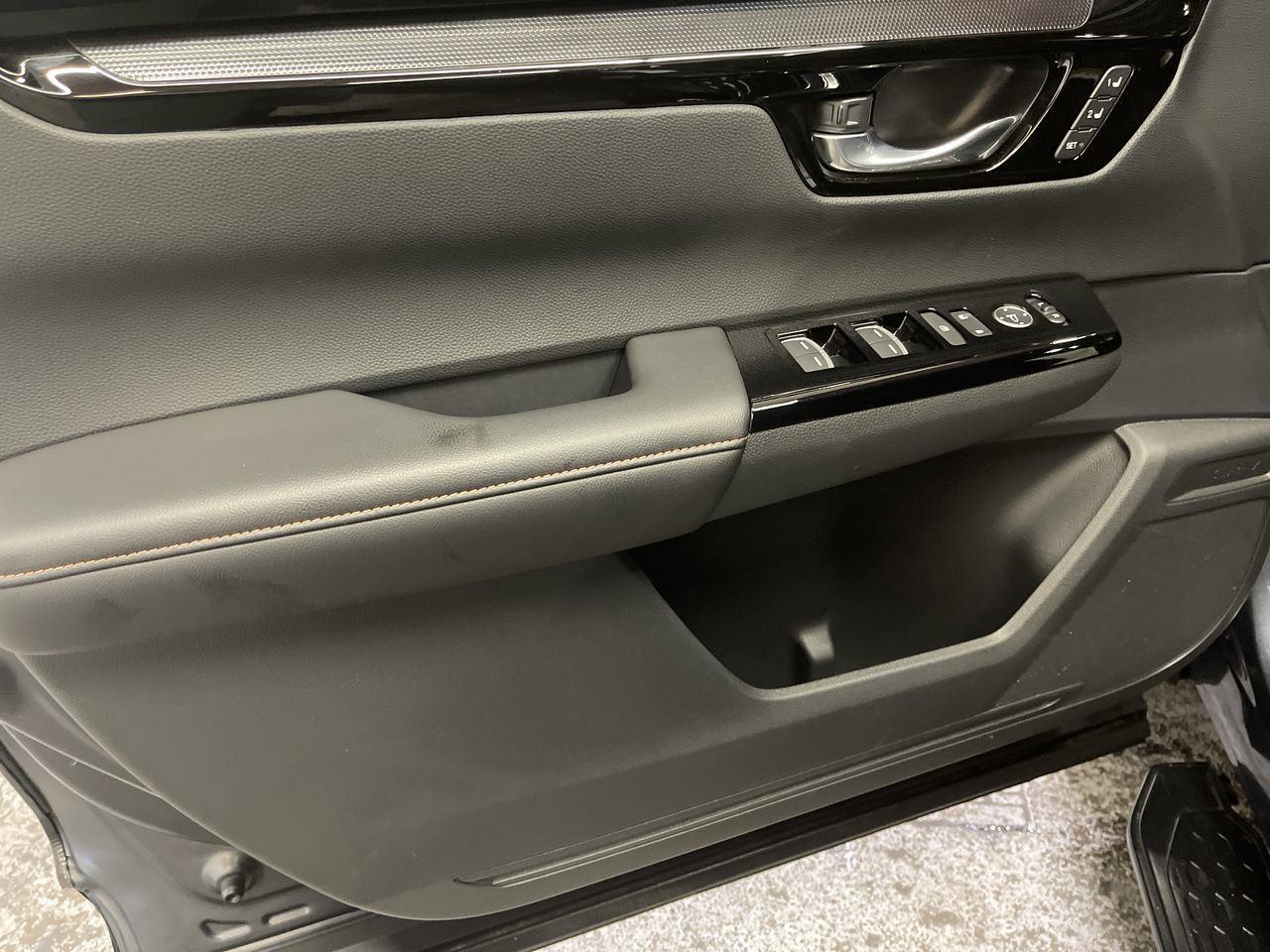 2026 Honda CR-V Hybrid Sport Touring - Meteorite Gray Metallic exterior view 13