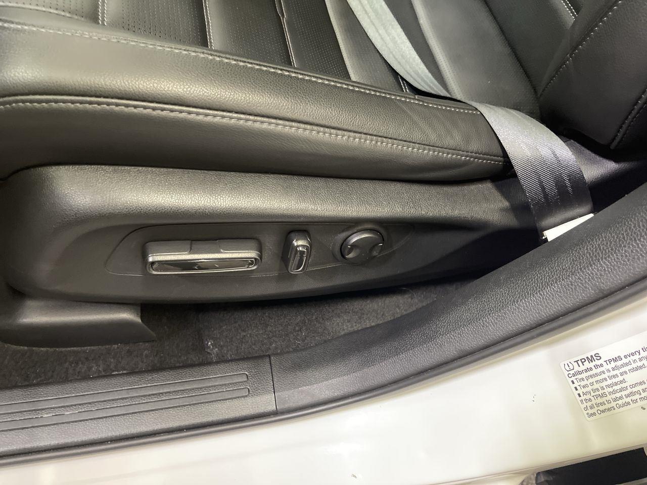 2024 Honda CR-V EX-L - Platinum White Pearl exterior view 12