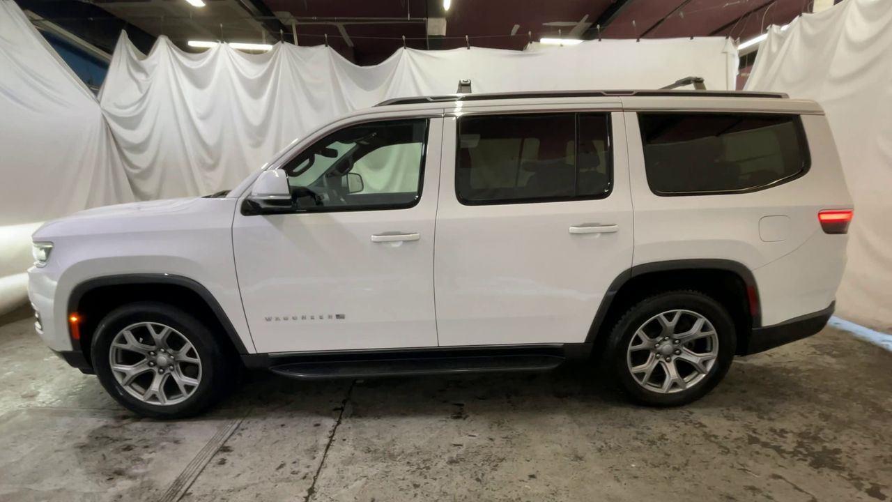 2022 Jeep Wagoneer Series II - Bright White Clearcoat exterior view 5