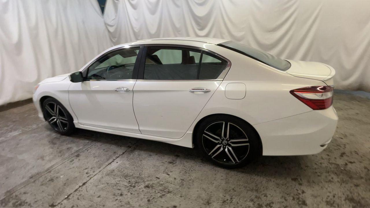 2017 Honda Accord Sedan Sport SE - White Orchid Pearl exterior view 6