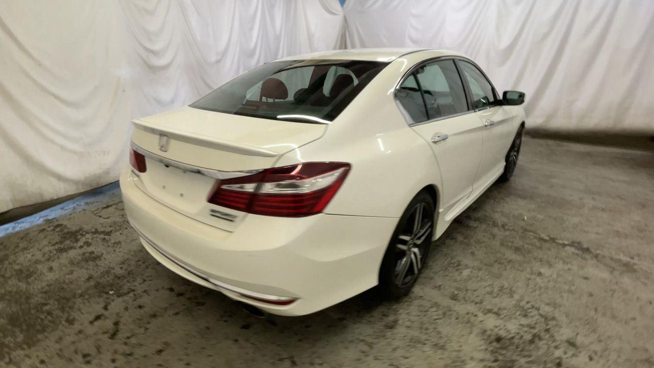 2017 Honda Accord Sedan Sport SE - White Orchid Pearl exterior view 8