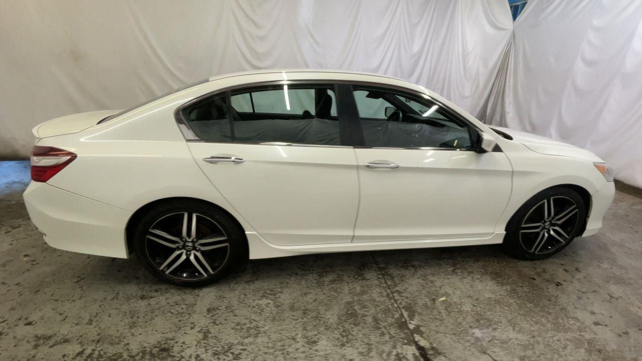 2017 Honda Accord Sedan Sport SE - White Orchid Pearl exterior view 9