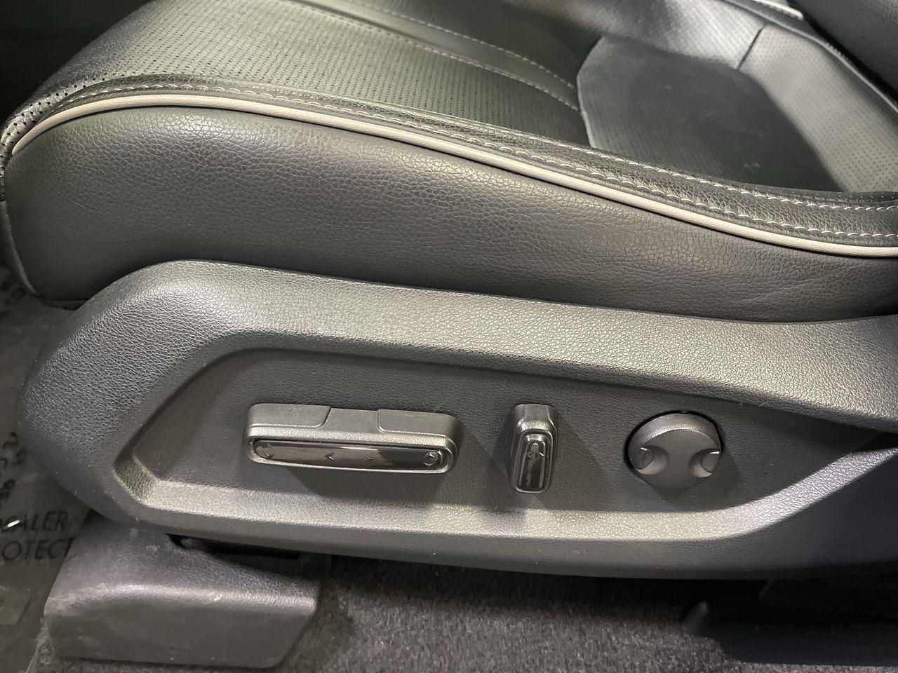 2023 Honda Pilot Elite - Sonic Gray Pearl exterior view 12