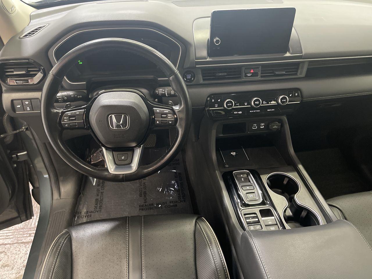 2023 Honda Pilot Elite - Sonic Gray Pearl exterior view 14