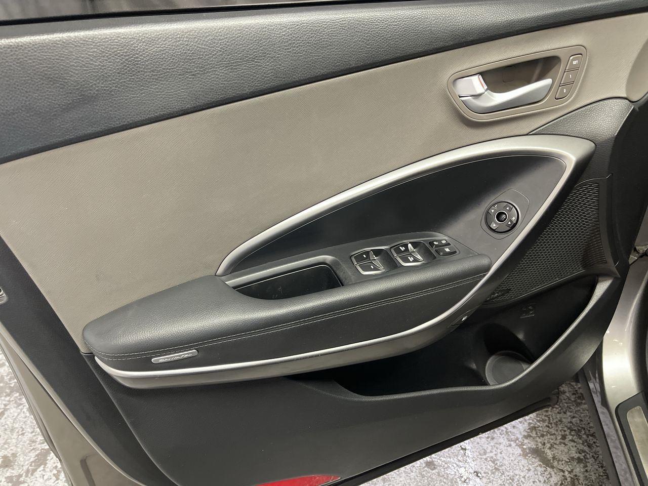 2018 Hyundai Santa Fe Sport 2.0T Ultimate - Mineral Gray exterior view 13