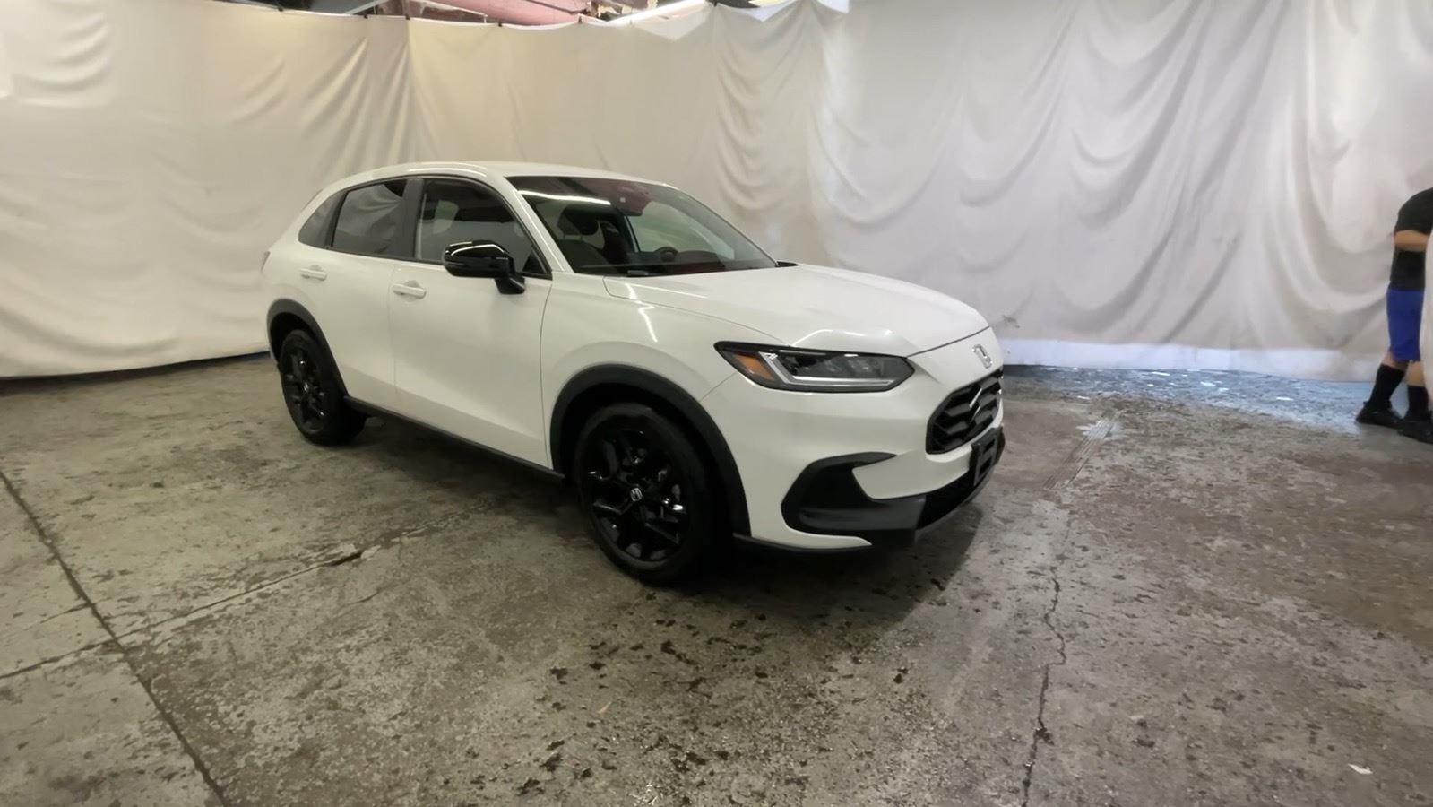 2024 Honda HR-V Sport - Platinum White Pearl exterior view 2