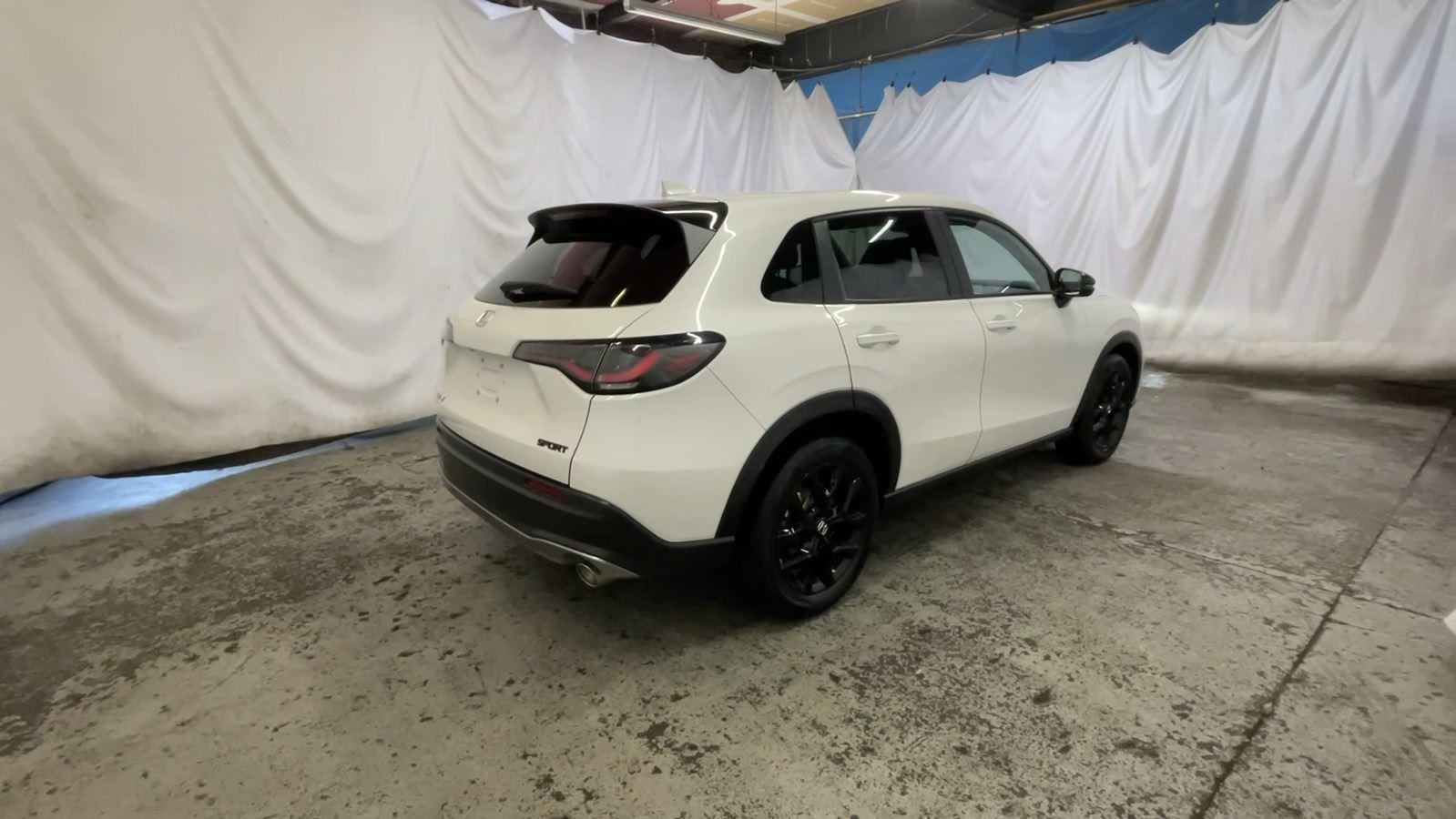 2024 Honda HR-V Sport - Platinum White Pearl exterior view 5