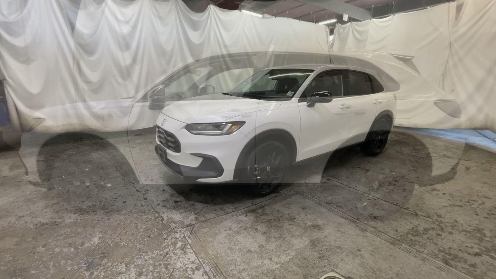2024 Honda HR-V Sport - Platinum White Pearl exterior view 11