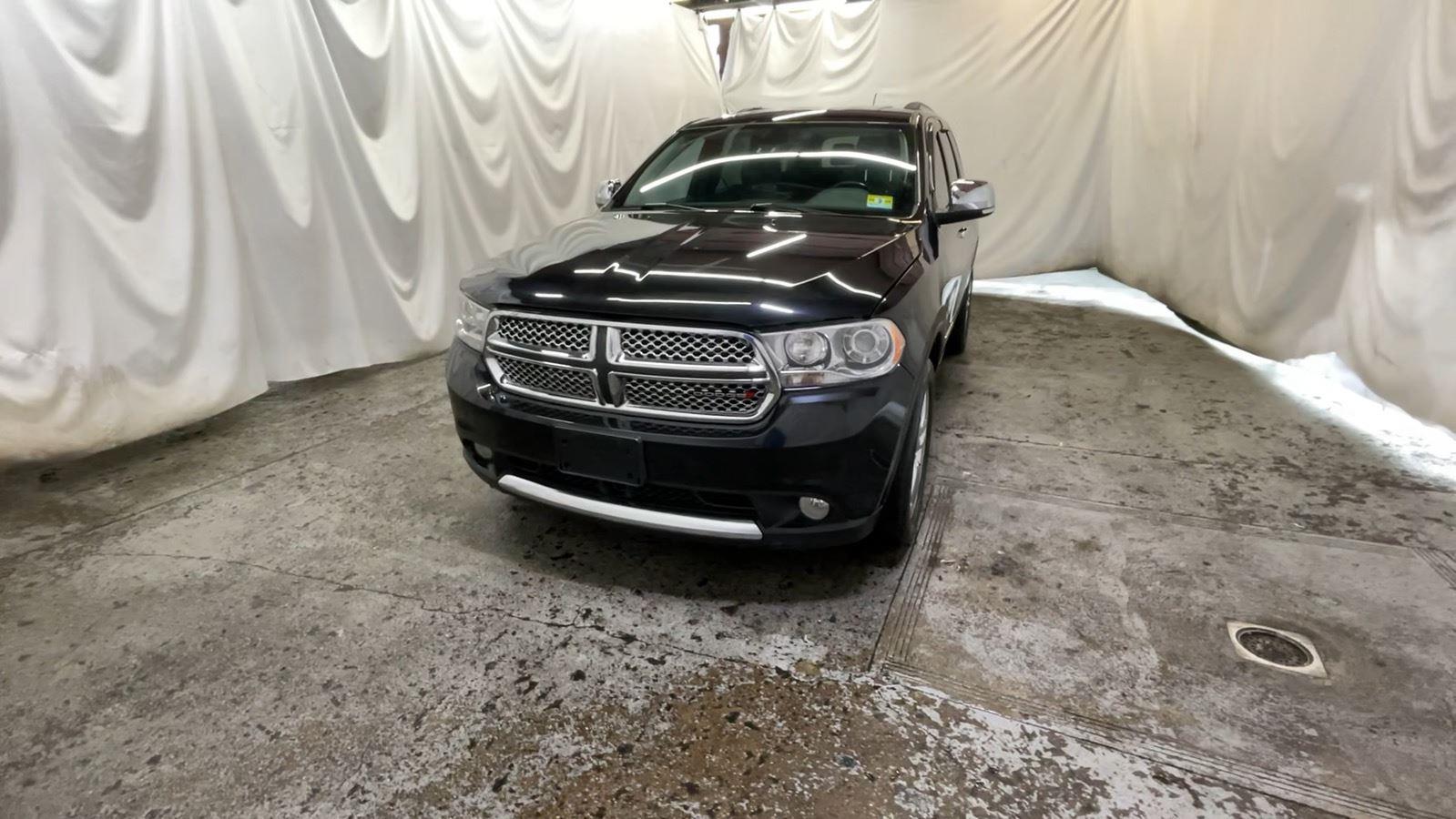 2013 Dodge Durango Citadel - Brilliant Black Crystal Pearl exterior view 11