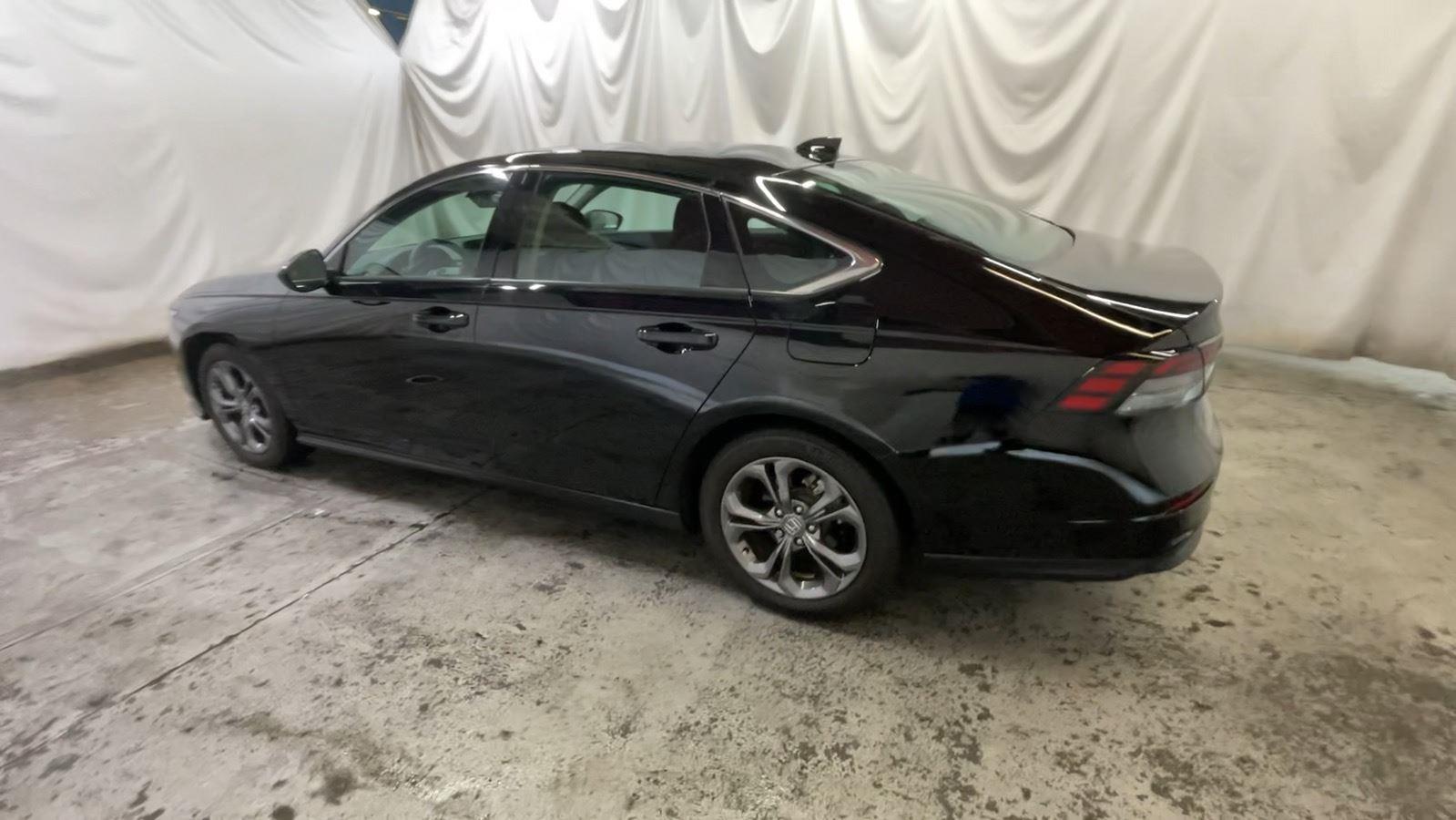 2024 Honda Accord Sedan EX - Crystal Black Pearl exterior view 8