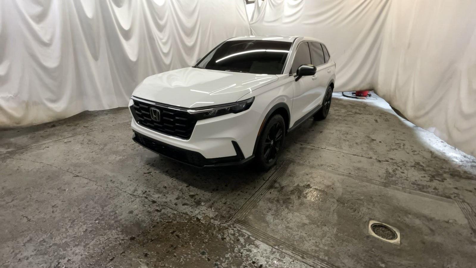 2025 Honda CR-V EX-L - Platinum White Pearl exterior view 11