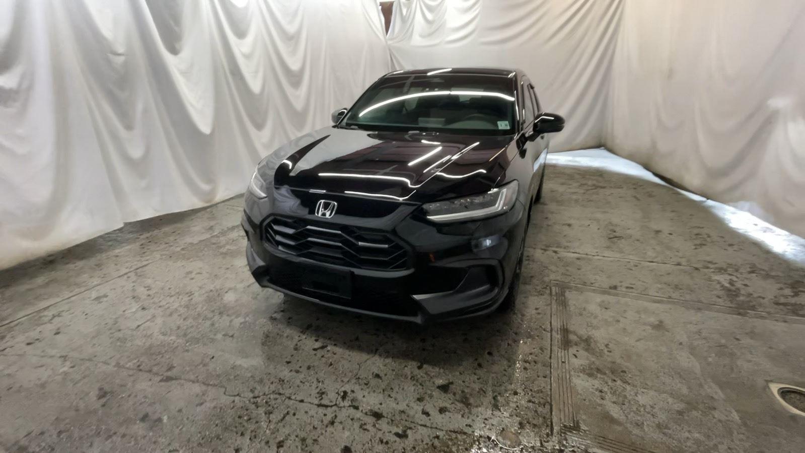 2025 Honda HR-V Sport - Crystal Black Pearl exterior view 13