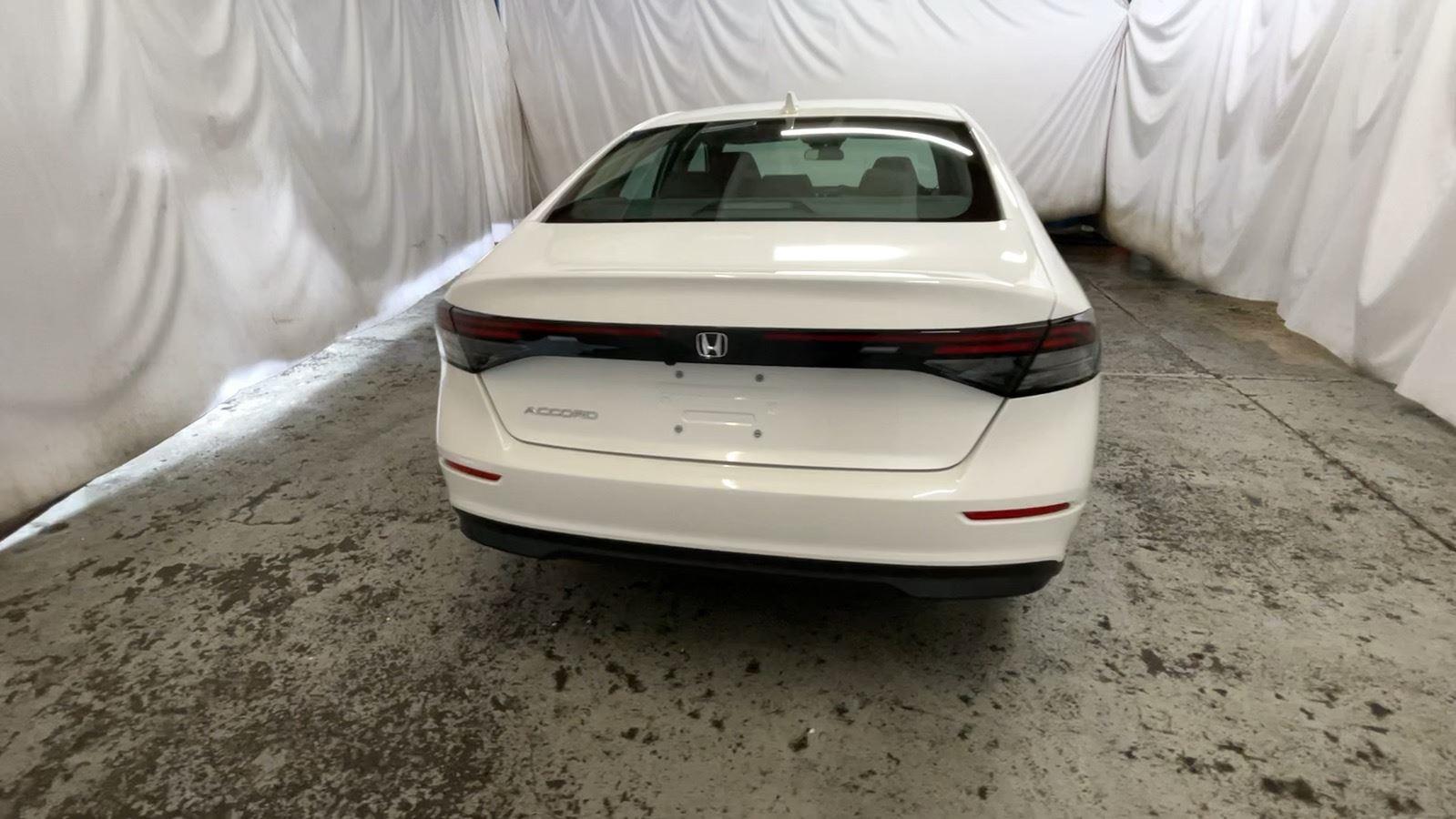 2023 Honda Accord Sedan EX - Platinum White Pearl exterior view 6