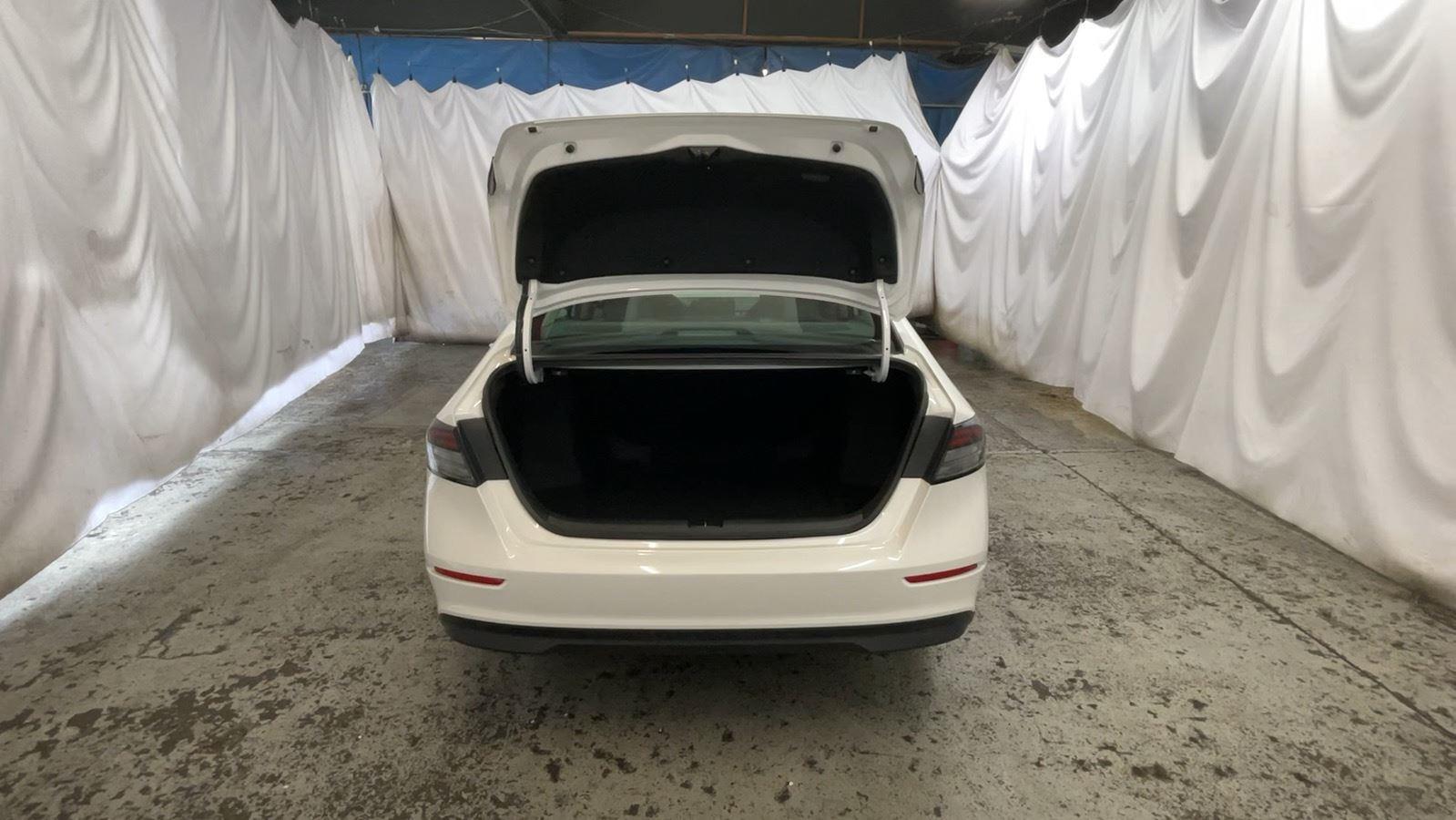 2023 Honda Accord Sedan EX - Platinum White Pearl exterior view 14