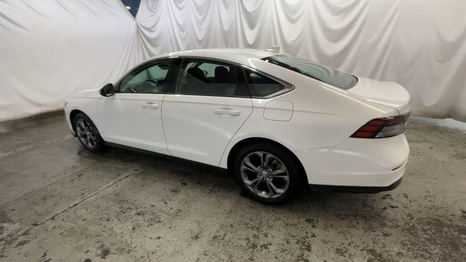 2023 Honda Accord Sedan EX - Platinum White Pearl exterior view 8