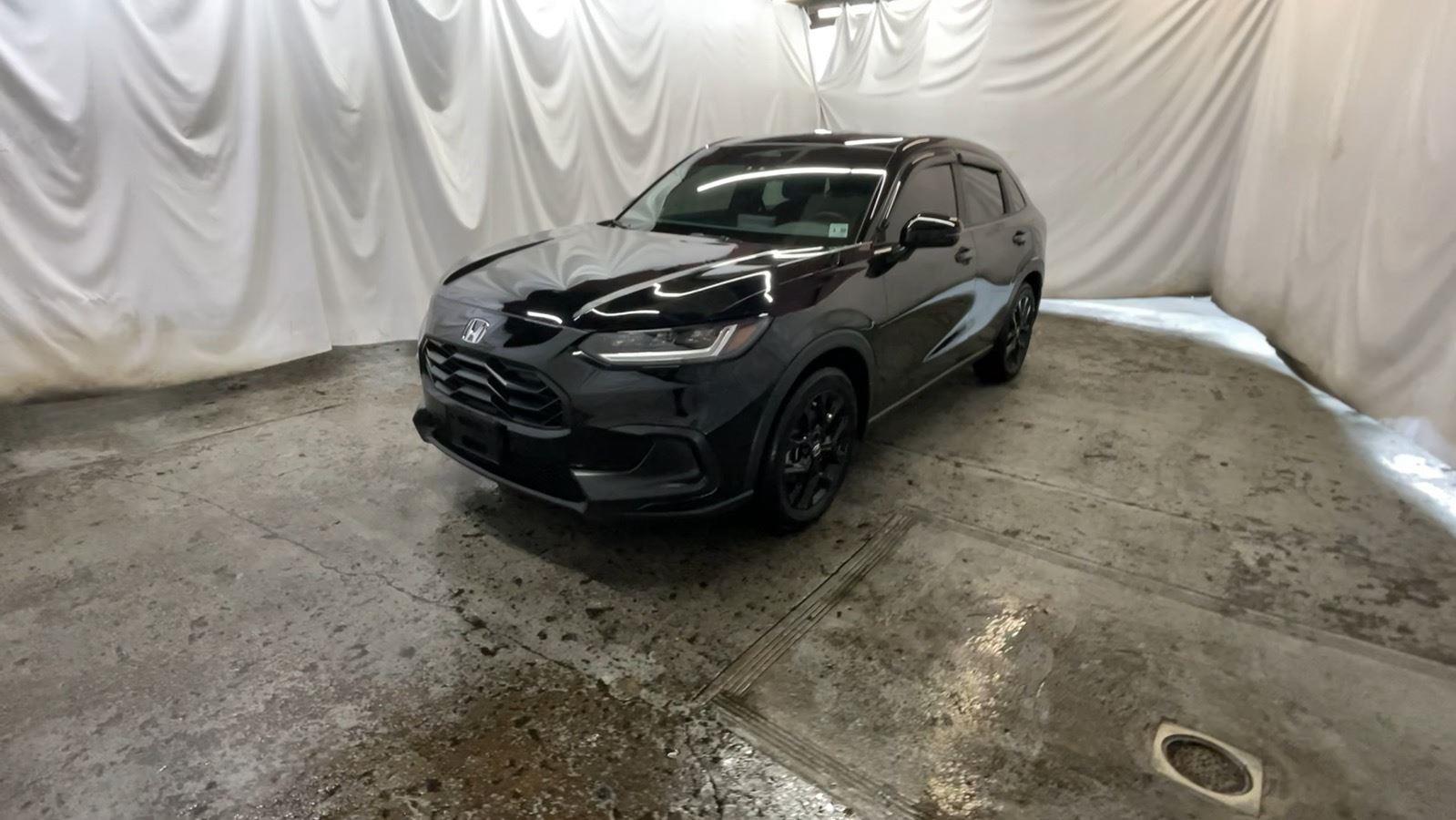 2025 Honda HR-V Sport - Crystal Black Pearl exterior view 12
